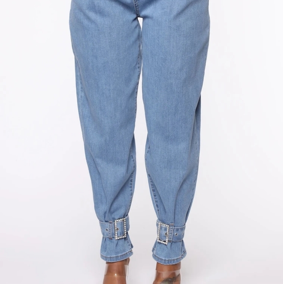 She's Glam Rhinestone Ankle Balloon Jeans - Medium - Picture 3 of 9